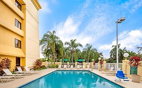 La Quinta By Wyndham Miami Airport East